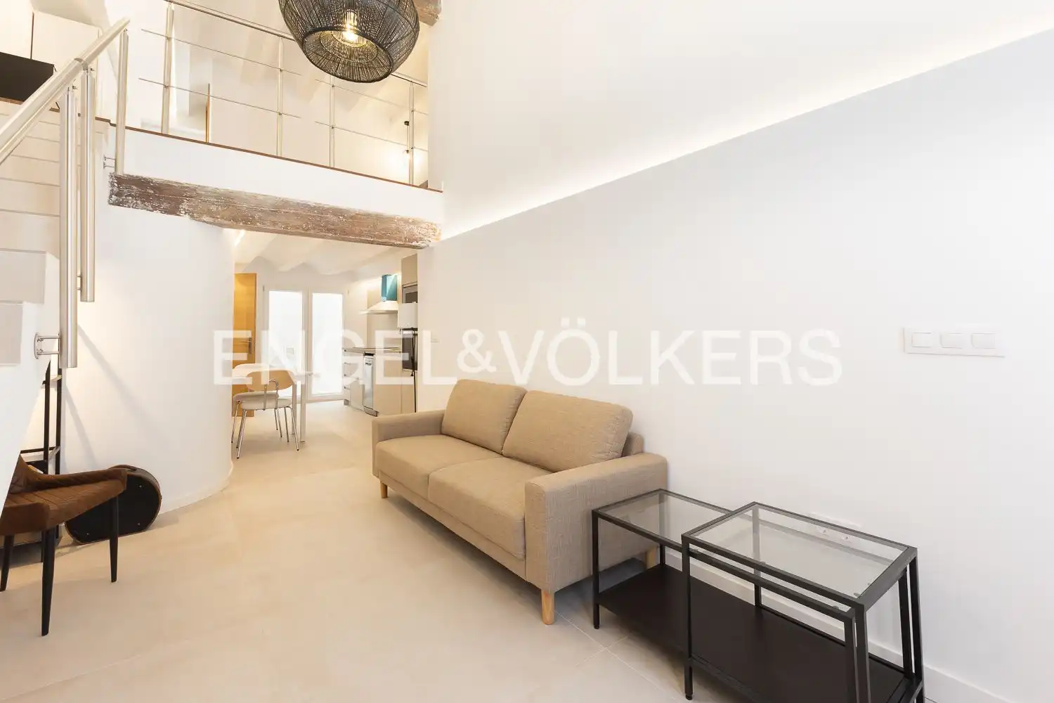 Sala d'estar de Pis de lloguer en Valencia amb Aire condicionat, Calefacció i Terrassa