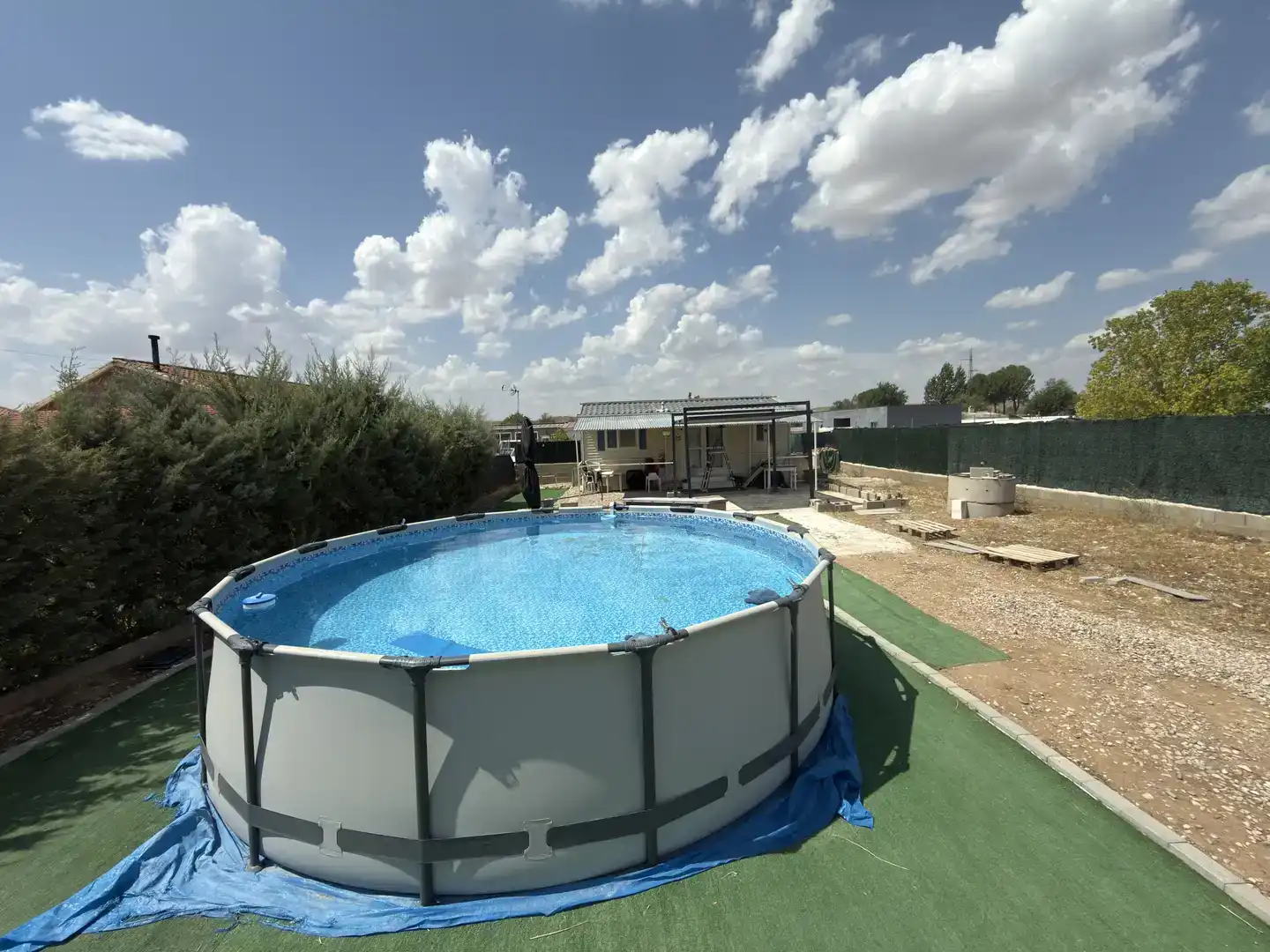 Piscina de Finca rústica en venta en Estremera con Aire acondicionado, Jardín privado y Parquet