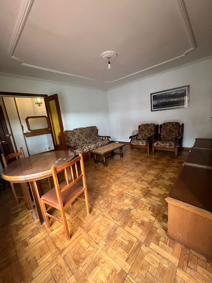 Sala d'estar de Pis en venda en Polanco amb Parquet, Terrassa i Traster