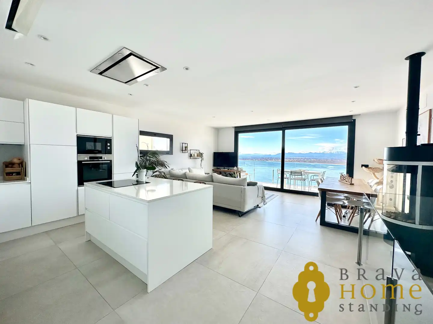 House with terrace for sale in Carrer d'Antoni Canals, imagen 7