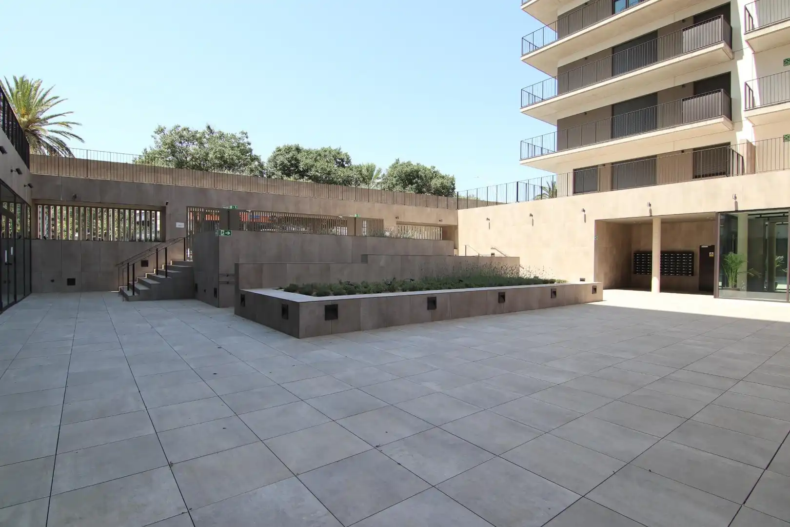 Terraza de Piso de alquiler en Terrassa con Aire acondicionado, Calefacción y Jardín privado