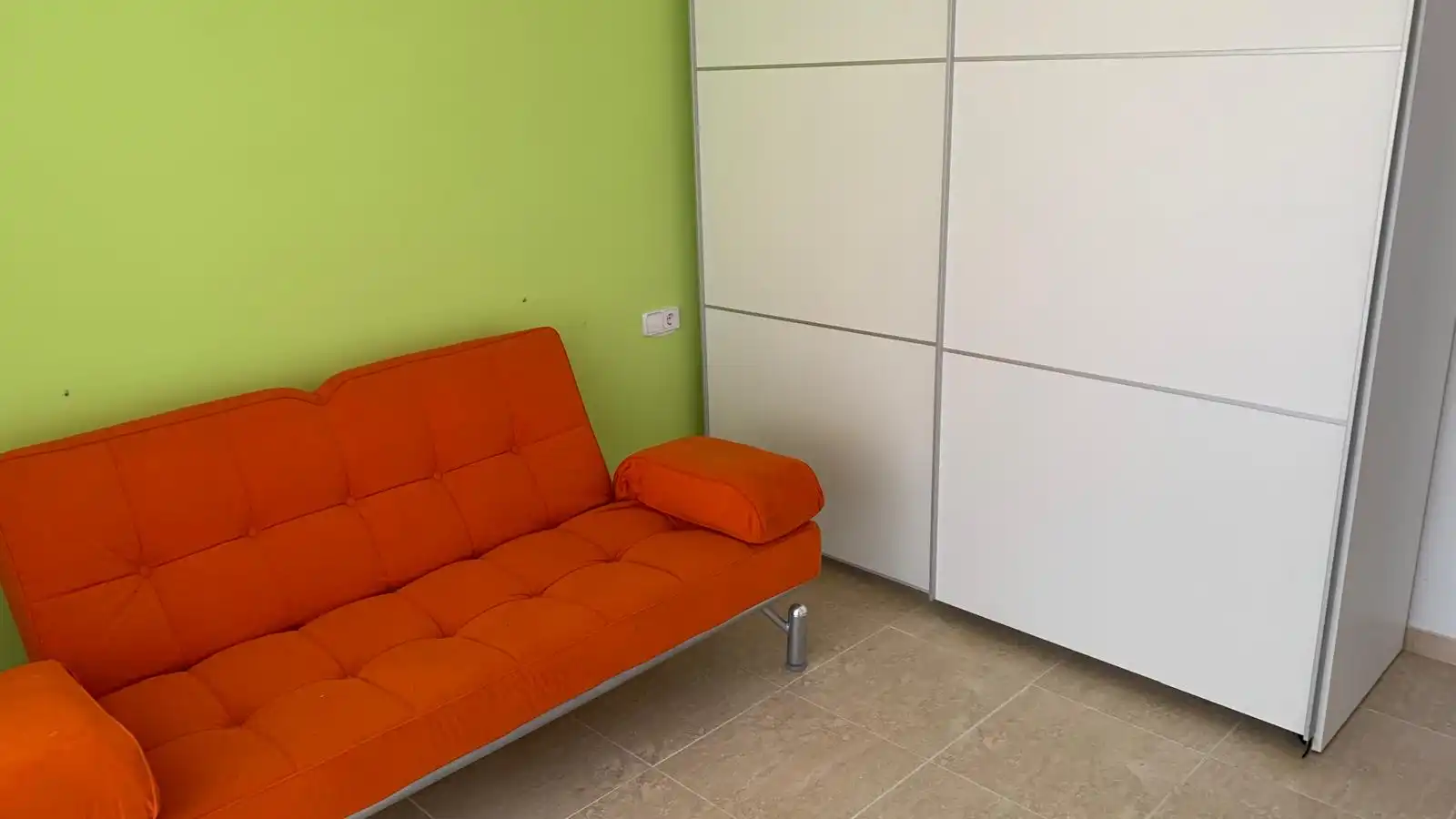 Sala de estar de Apartamento en venta en Benicarló con Trastero, Amueblado y Balcón