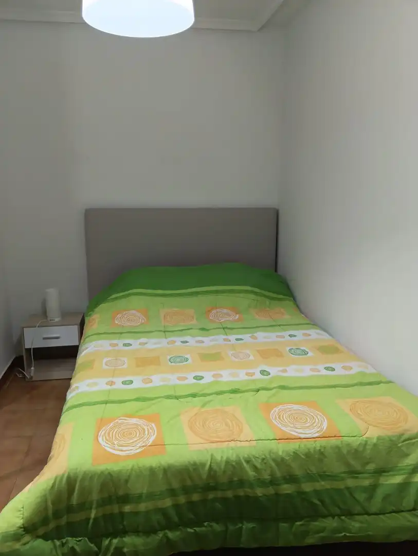 Habitación de Piso para compartir en Ávila con Calefacción, Terraza y Amueblado