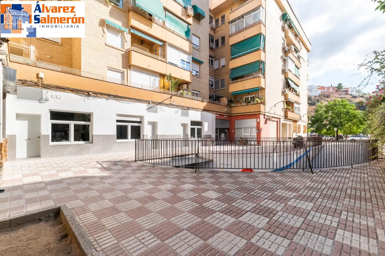 Exterior view of Study for sale in Granada  with Air Conditioner, Heating and Furnished