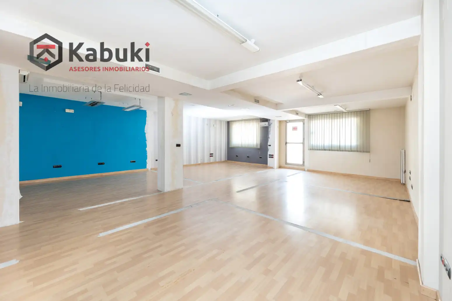 Büro zur Miete in Armilla mit Terrasse