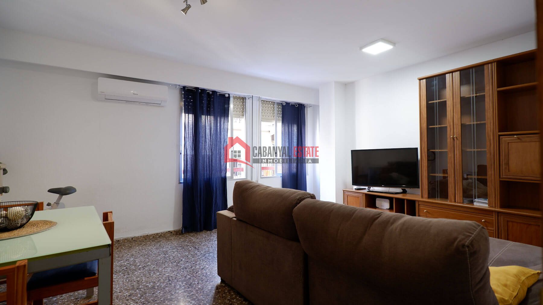 Living room of Apartment to rent in  Valencia Capital  with Air Conditioner, Furnished and Balcony