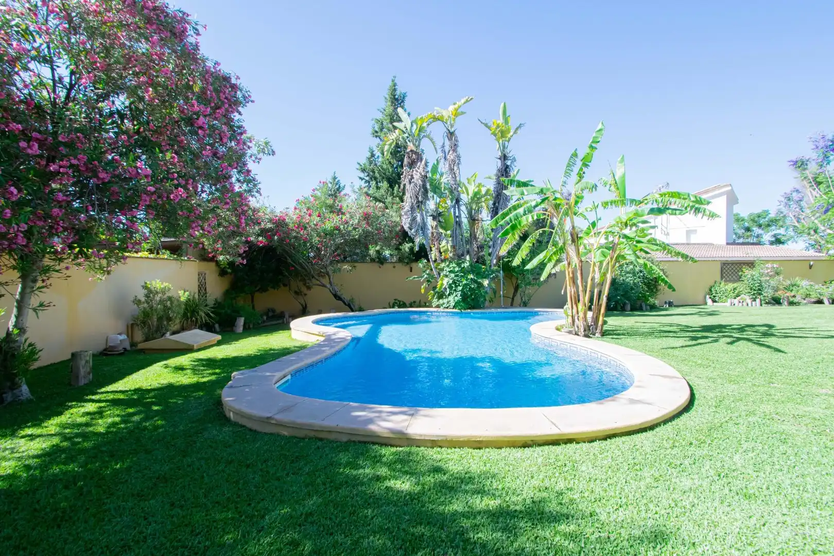 Chalet con piscina en venta en Valencina de la Concepción, imagen 10