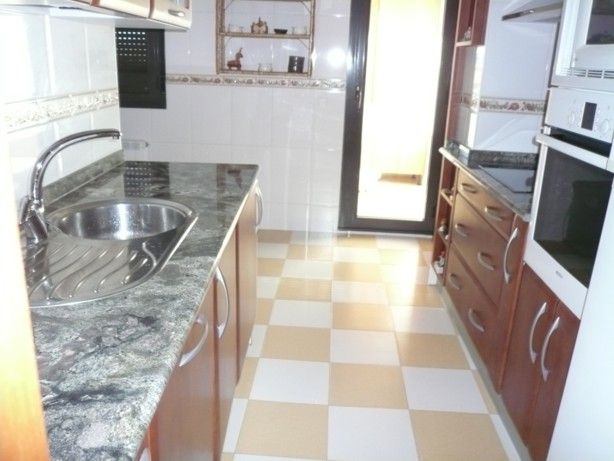 Cuina de Àtic en venda en Ciudad Rodrigo amb Terrassa, Moblat i Rentadora