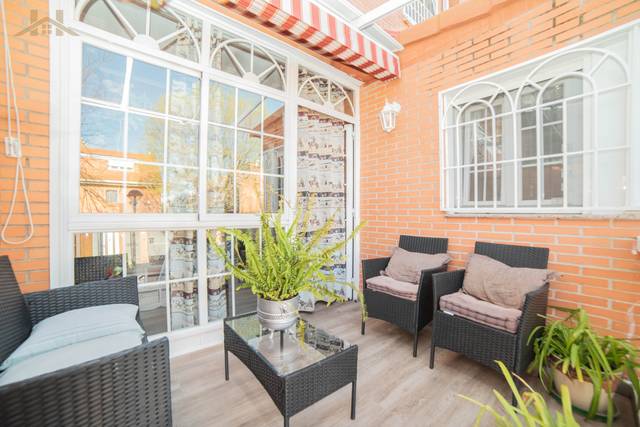 Casa adosada en Venta en Calle del Fresno en Solagua