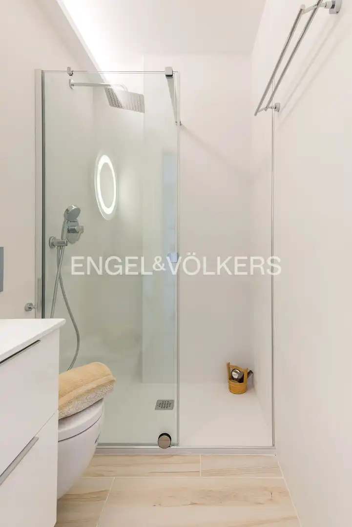 Badezimmer von Wohnung zur Miete in Madrid mit Klimaanlage, Heizung und Möbliert