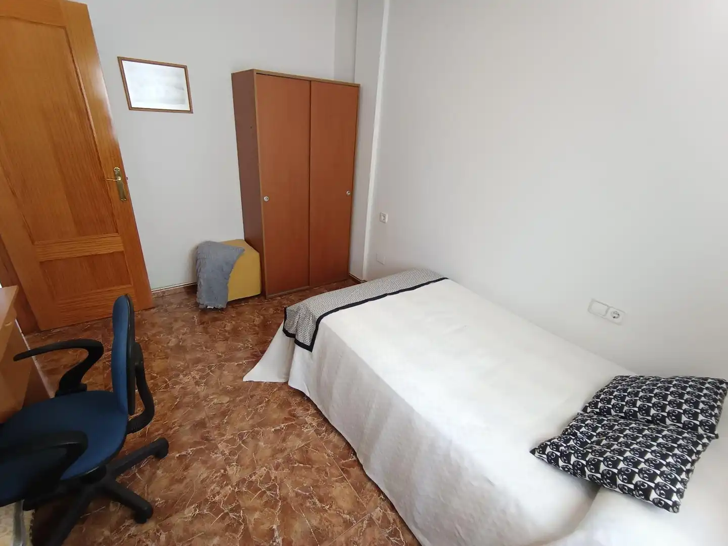 Schlafzimmer von Einfamilien-Reihenhaus zum Verkauf in Ulea mit Klimaanlage, Heizung und Terrasse