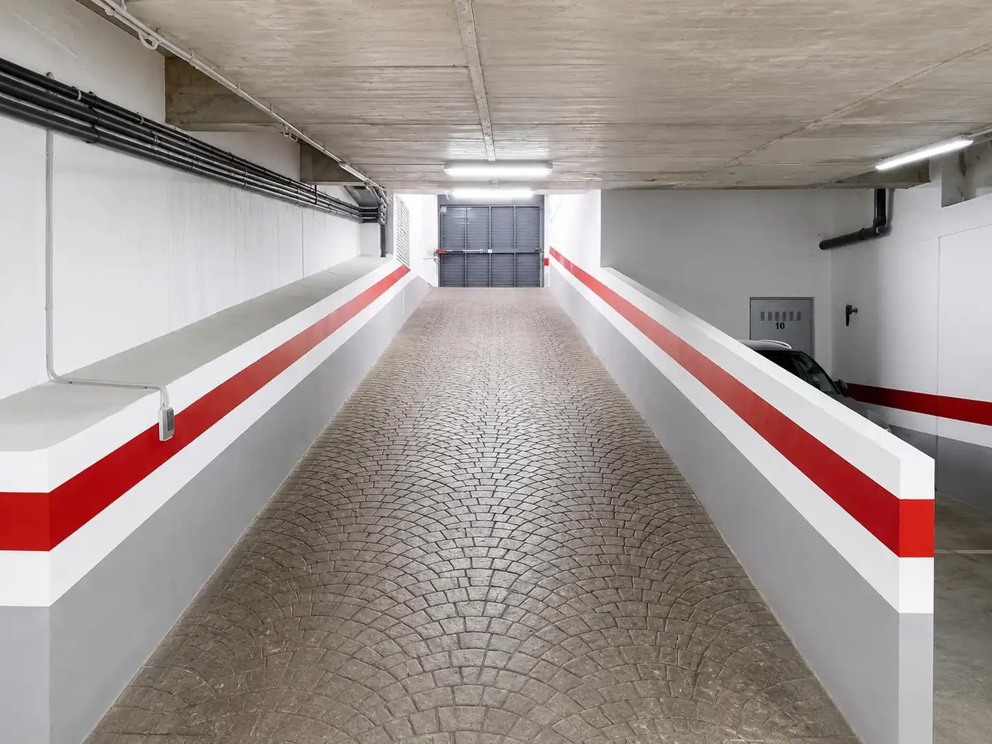 Parking de Ático en venta en Sevilla con Aire acondicionado, Calefacción y Terraza