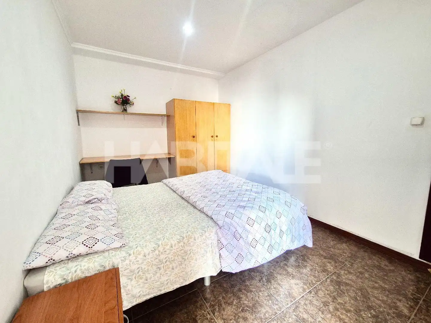 Schlafzimmer von Wohnung zum Verkauf in Valencia mit Möbliert