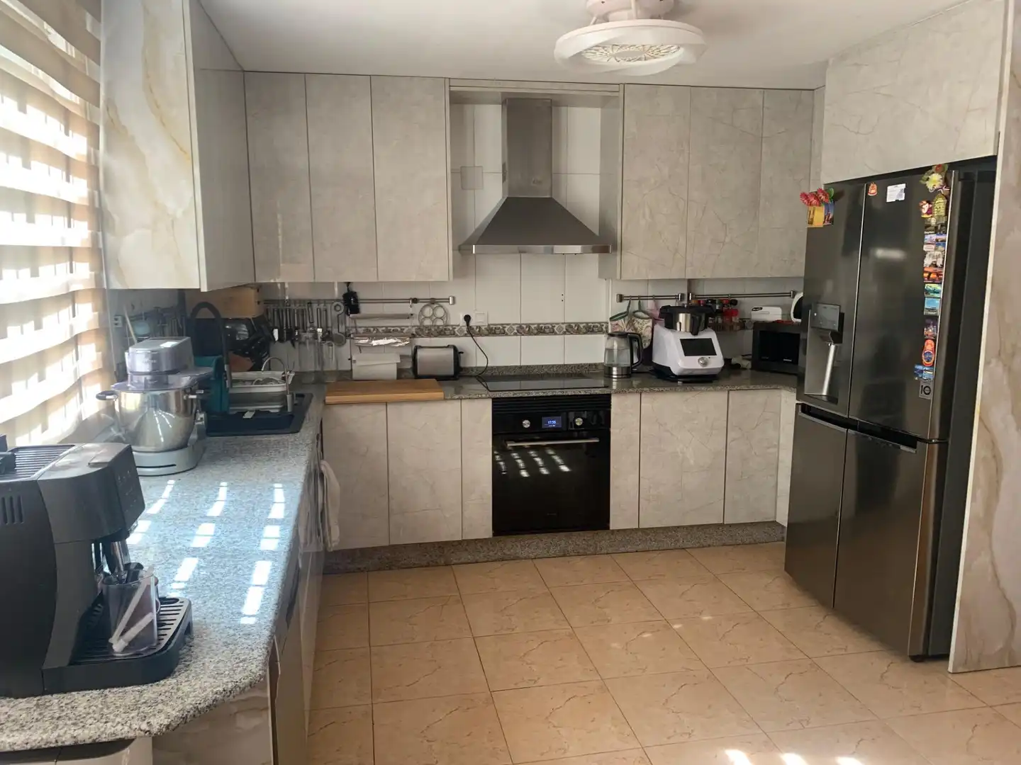 Cuina de Casa o xalet en venda en Murcia amb Aire condicionat, Calefacció i Jardí privat