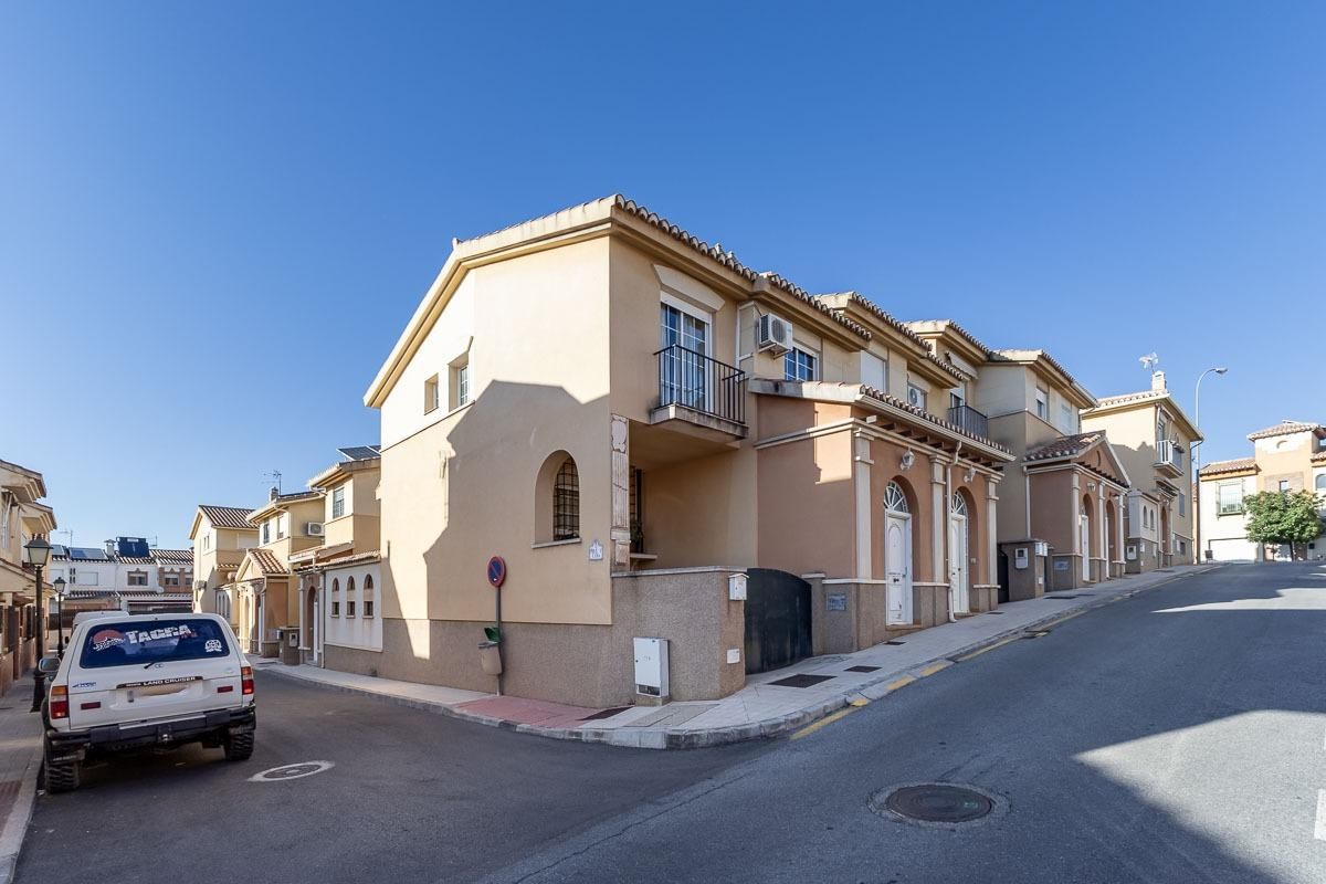 House or chalet for sale in Calle SIERRA NEVADA, 75