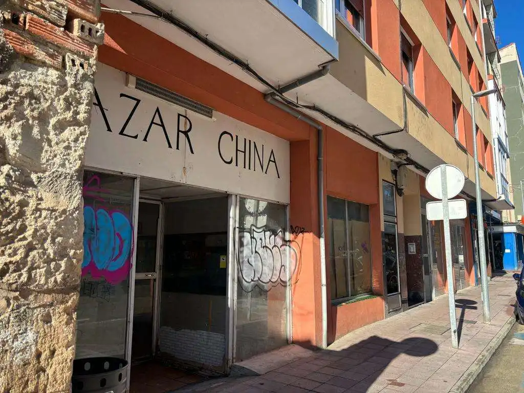 Local comercial de lloguer a Medina de Pomar