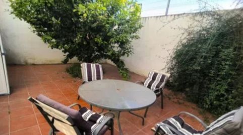 Foto 2 von Einfamilien-Reihenhaus zum Verkauf in Calle Rafael Alberti, 22, Albaida del Aljarafe, Sevilla