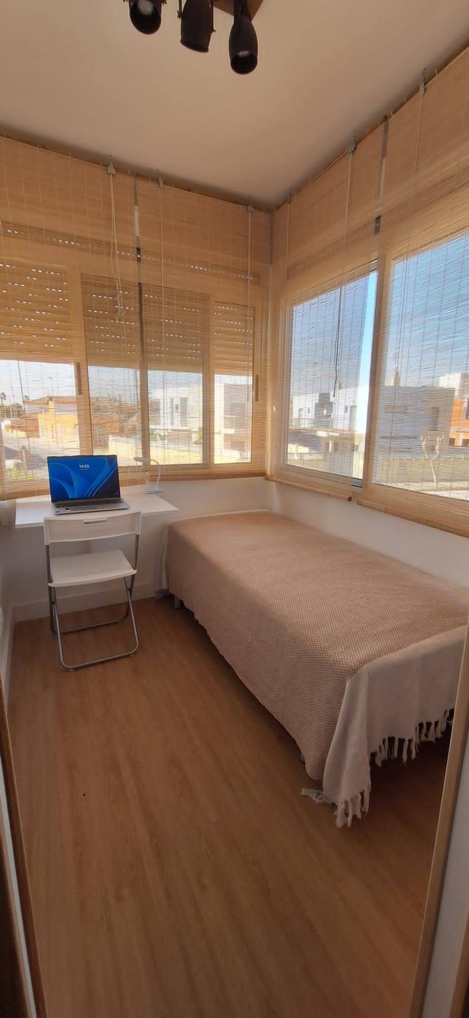 Dormitori de Apartament en venda en San Pedro del Pinatar amb Aire condicionat i Calefacció