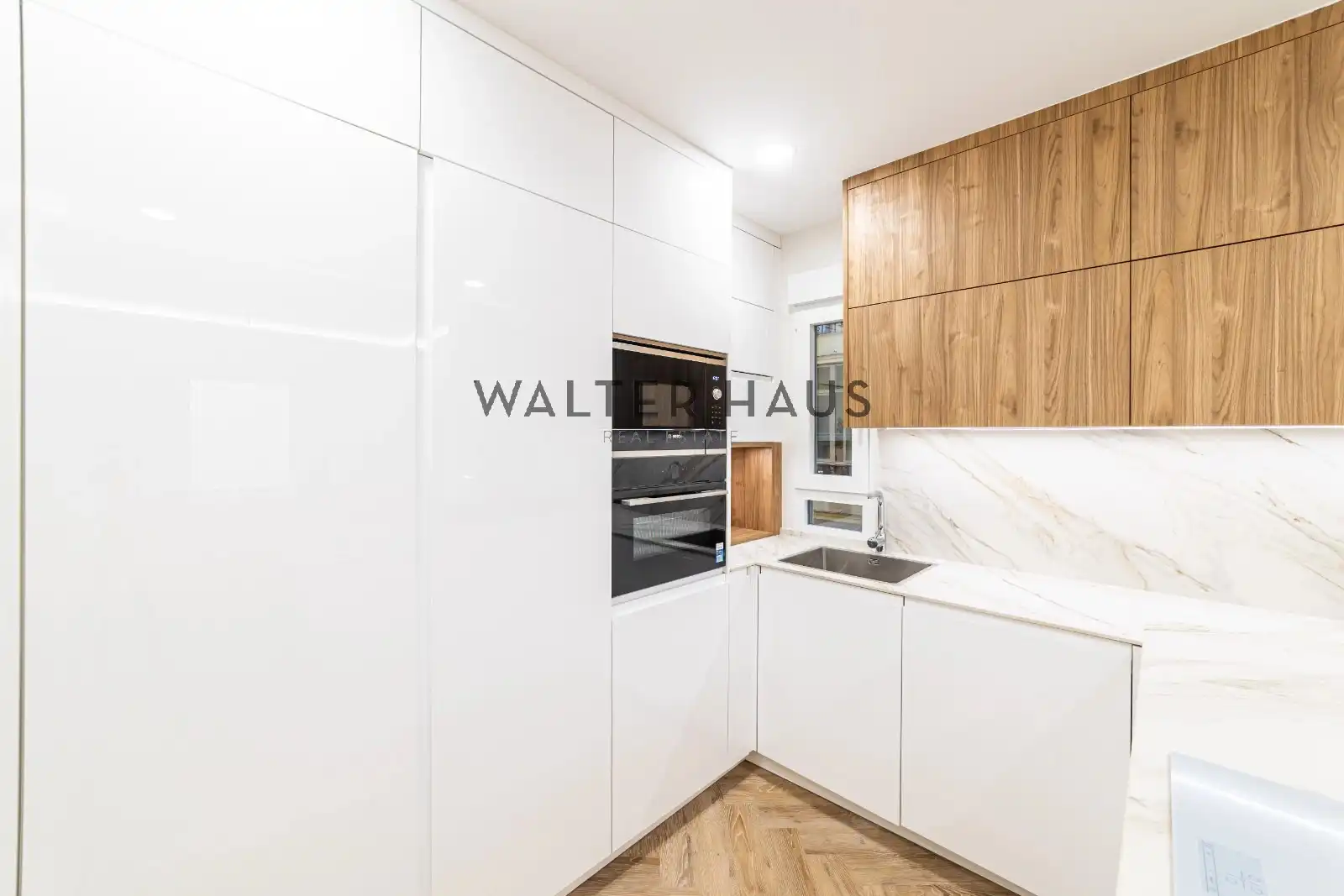 Flat with lift for sale in Calle de Fernán González, imagen 5