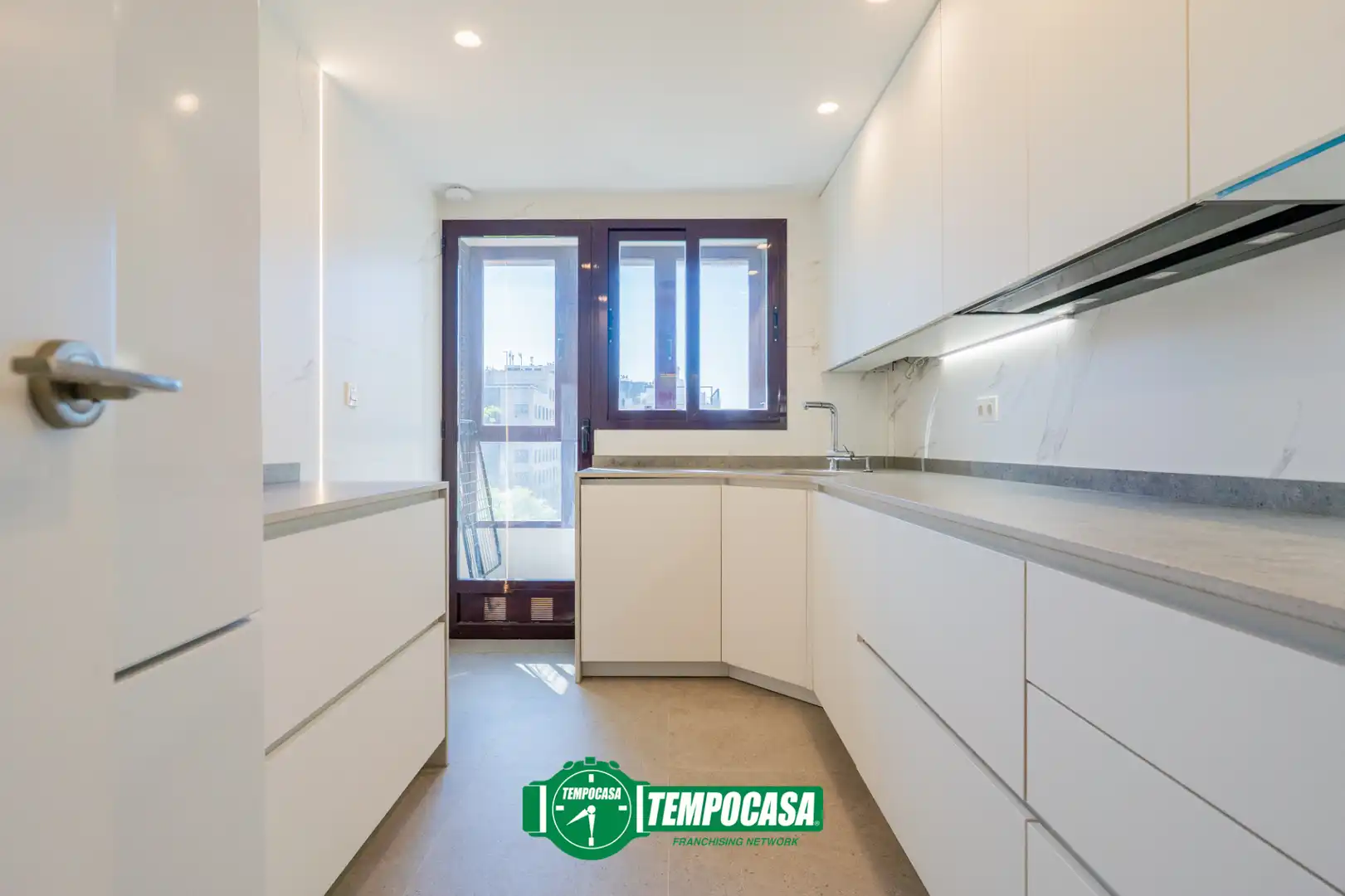 Cocina de Piso en venta en Valencia con Aire acondicionado, Calefacción y Amueblado