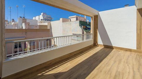 Foto 2 de Ático en venta en Calle C. Ulpiano, 71, Las Piscinas Naturales, Torrevieja