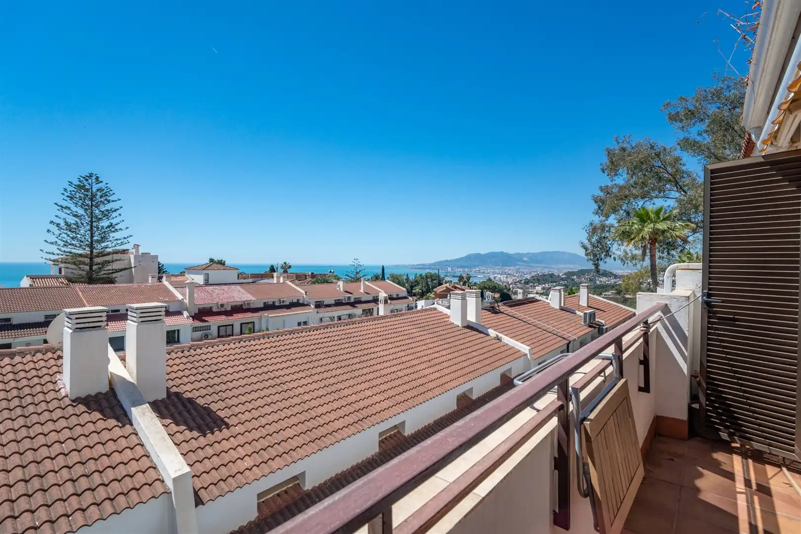 Vista exterior de Casa adosada en venda en Málaga