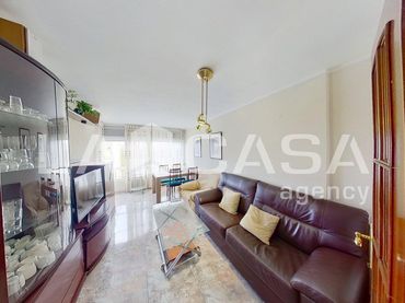Piso con balcón en venta en Carrer de Torà
