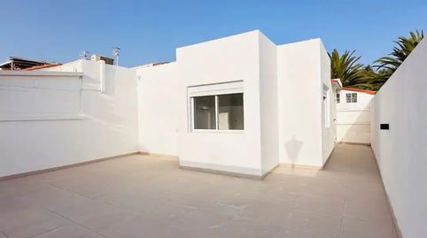 Foto 5 de Piso en venta en Avenida Jose Antonio Tavio, 17, Costa del Silencio, Arona