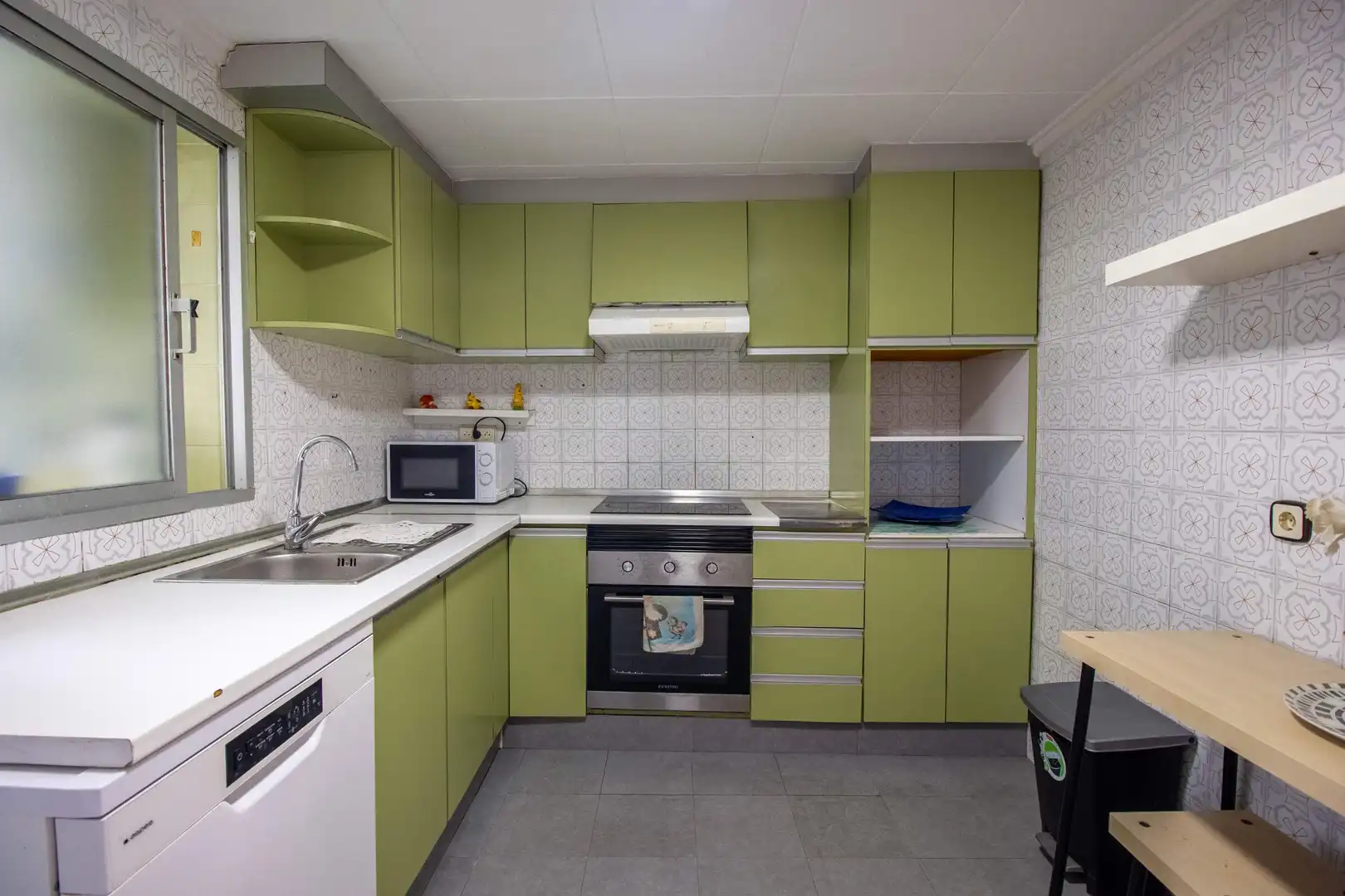 Piso con ascensor en venta en Calle REINA ISABEL II 10, imagen 2
