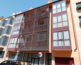 Exterior view of Duplex to rent in  Madrid Capital  with Air Conditioner and Balcony