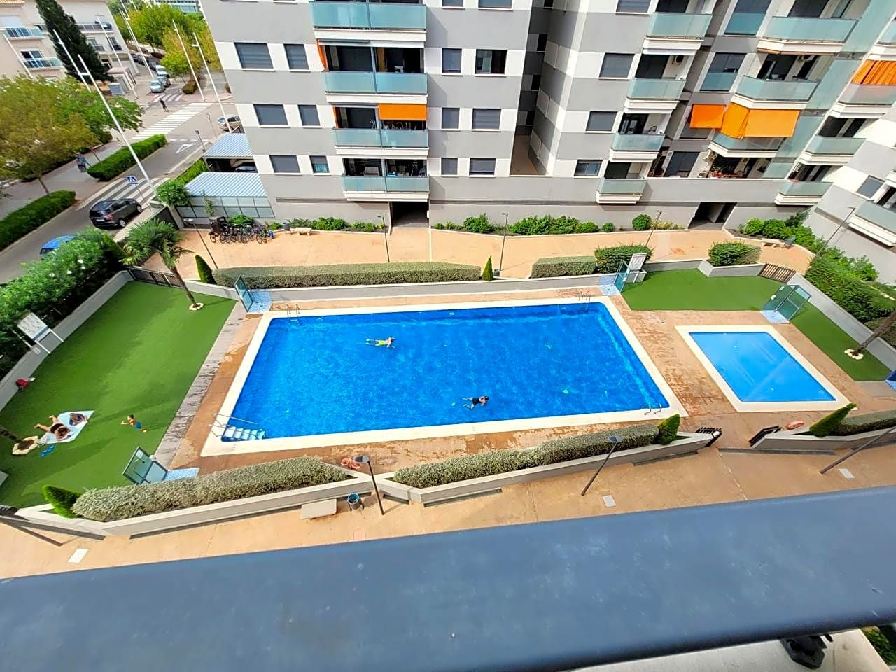 Swimming pool of Apartment to rent in Gandia  with Terrace, Furnished and Community pool