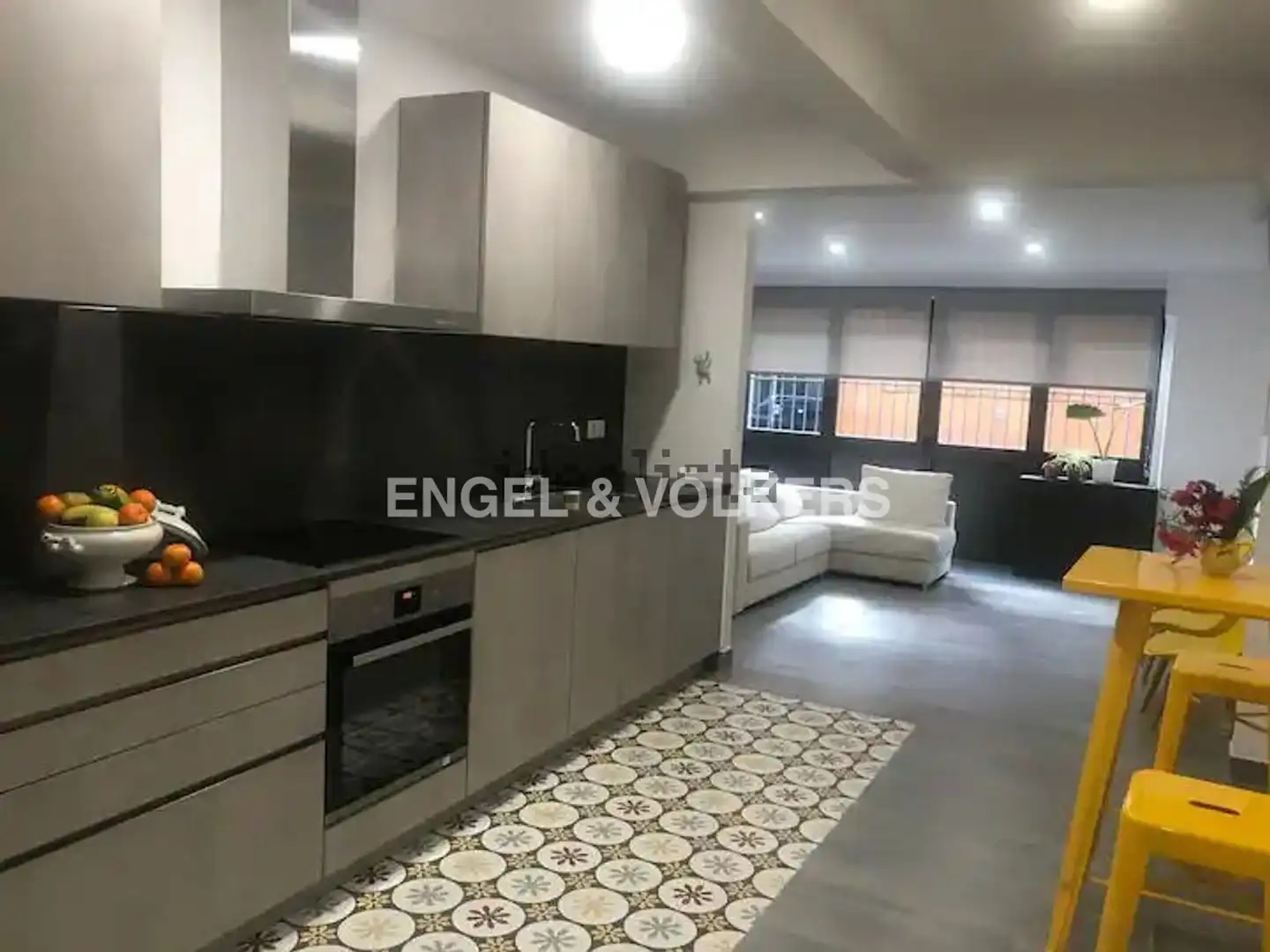 Kitchen of Flat for rent in  Barcelona Capital  with Air Conditioner and Heating