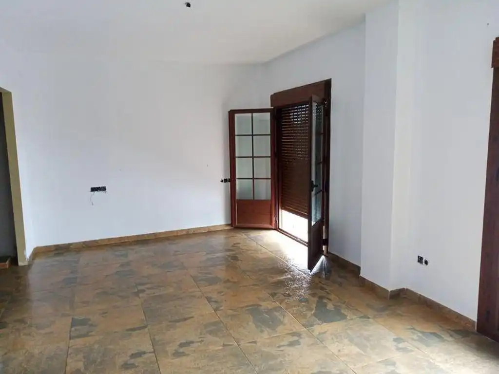Casa o xalet en venda en La Rinconada amb Piscina