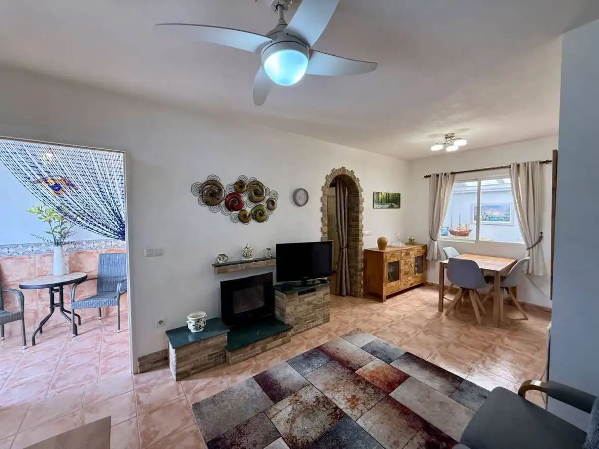 Bungalow con piscina in vendita a CALLE MONTE DE SANTA POLA, imagen 5
