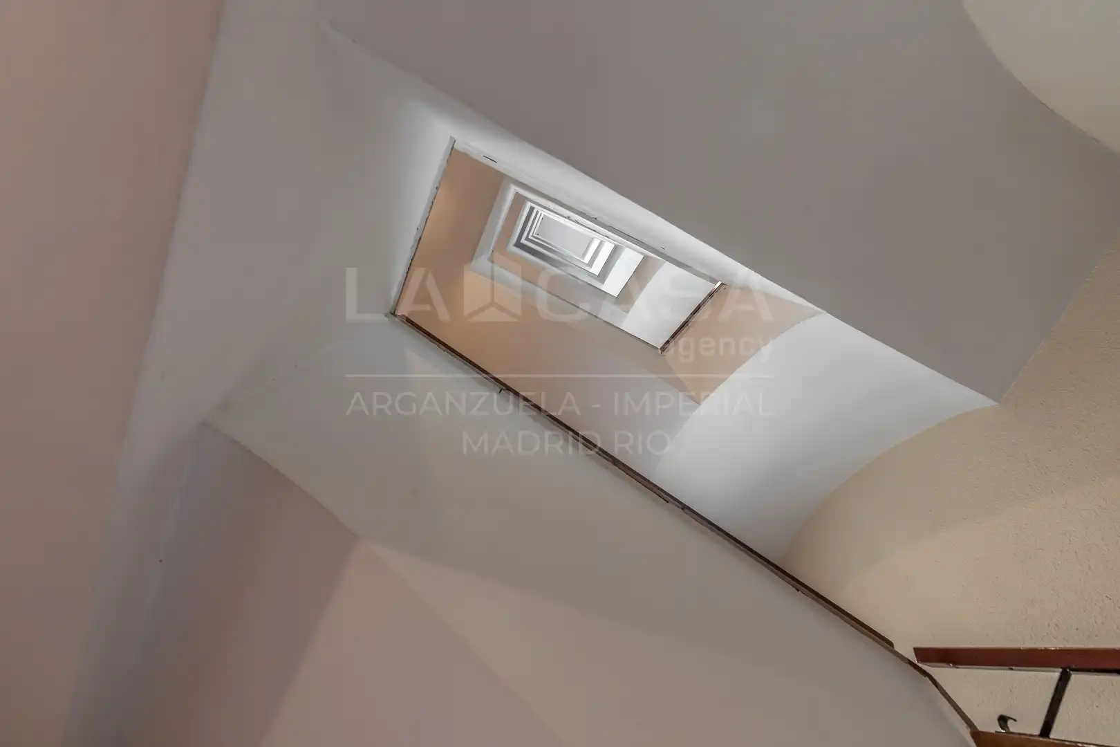Flat for sale in Madrid  with Heating, Terrace and Storage room