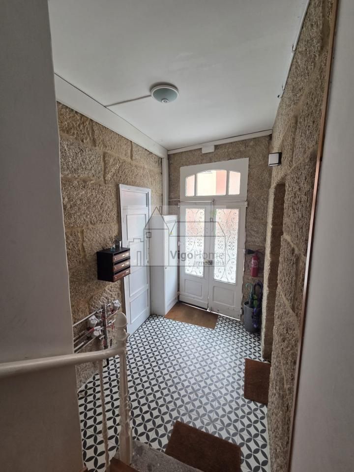 Flat to rent in Vigo   with Heating, Furnished and Balcony