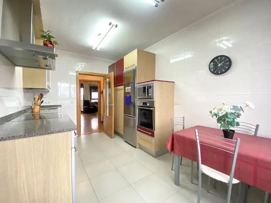 Kitchen of Flat for sale in Vitoria - Gasteiz  with Heating, Parquet flooring and Terrace
