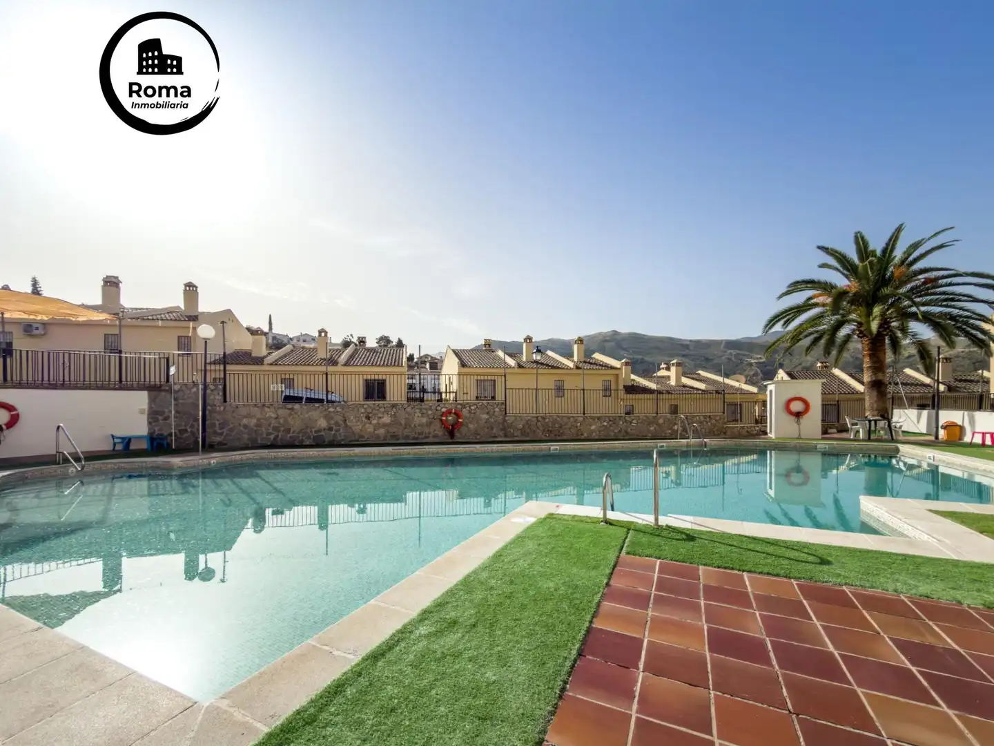 Swimming pool of Detached homes for sale in Cenes de la Vega  with Air Conditioner, Heating and Terrace