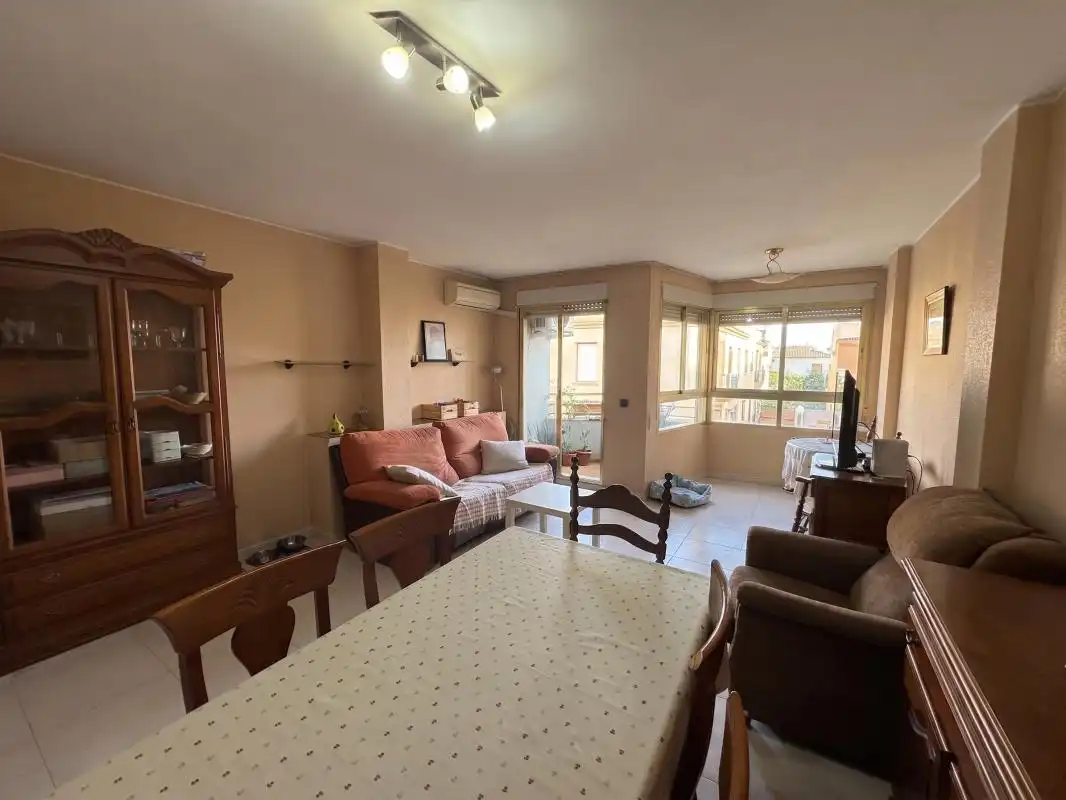 Sala de estar de Piso en venta en Carcaixent con Aire acondicionado, Calefacción y Amueblado