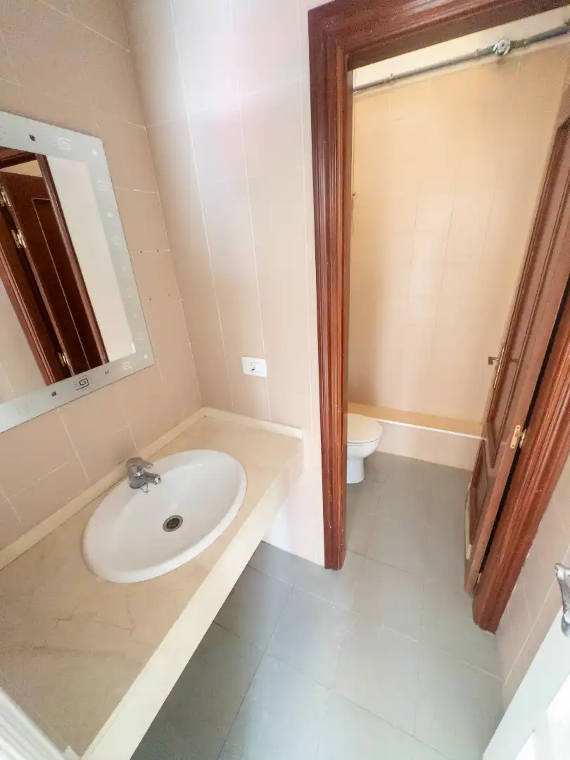 Bathroom of Commercial properties for sale in Santa Cruz de Tenerife
