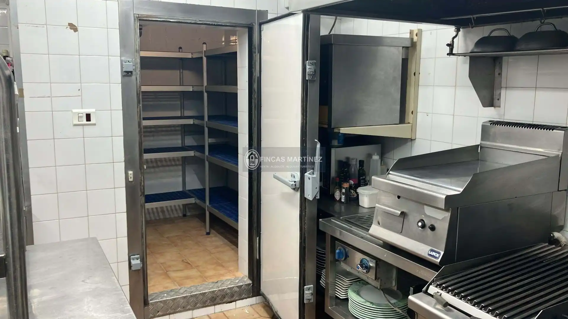 Cuina de Local de lloguer en Cambrils amb Terrassa