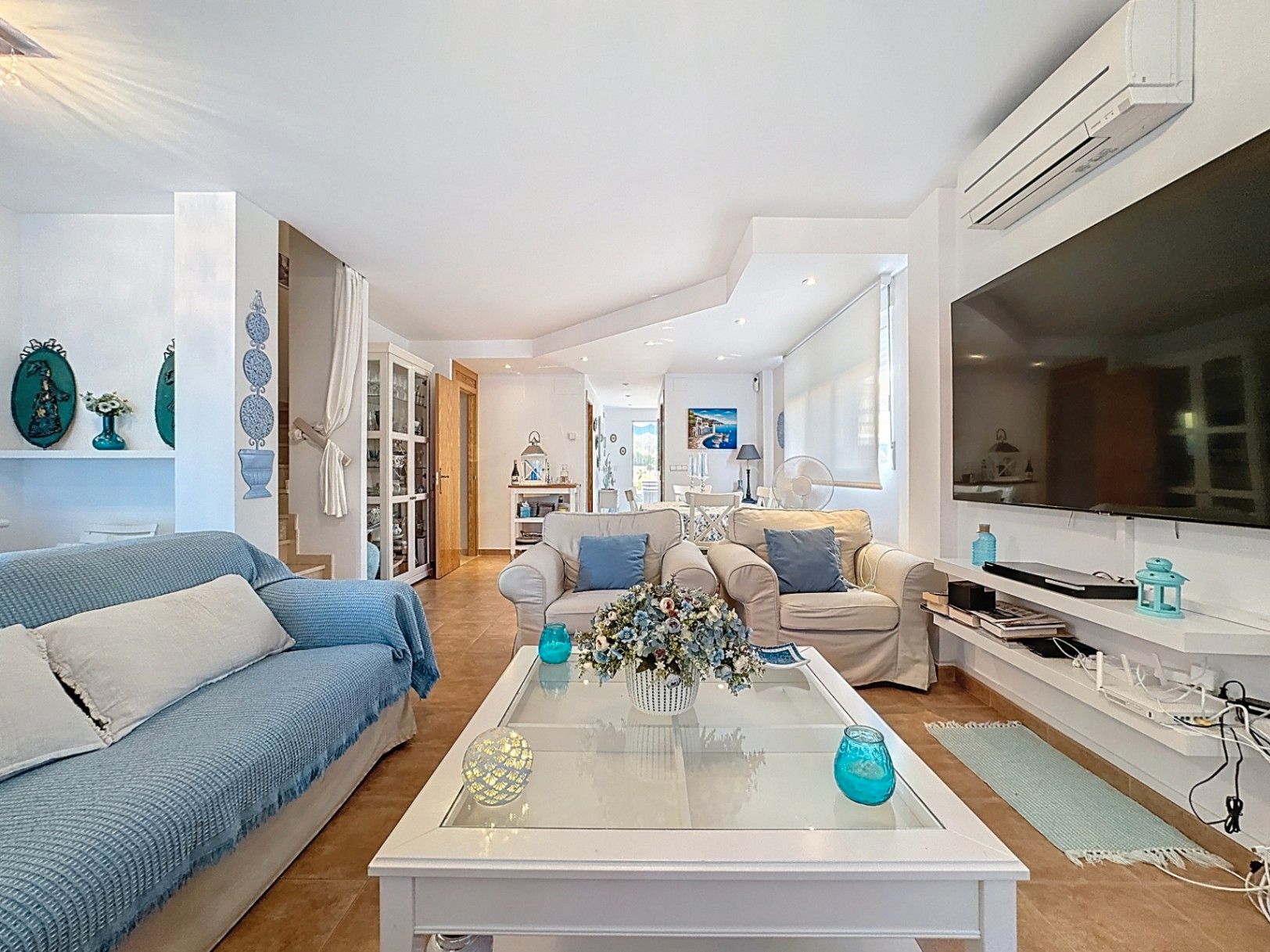 Living room of Single-family semi-detached for sale in L'Alfàs del Pi  with Air Conditioner, Private garden and Terrace