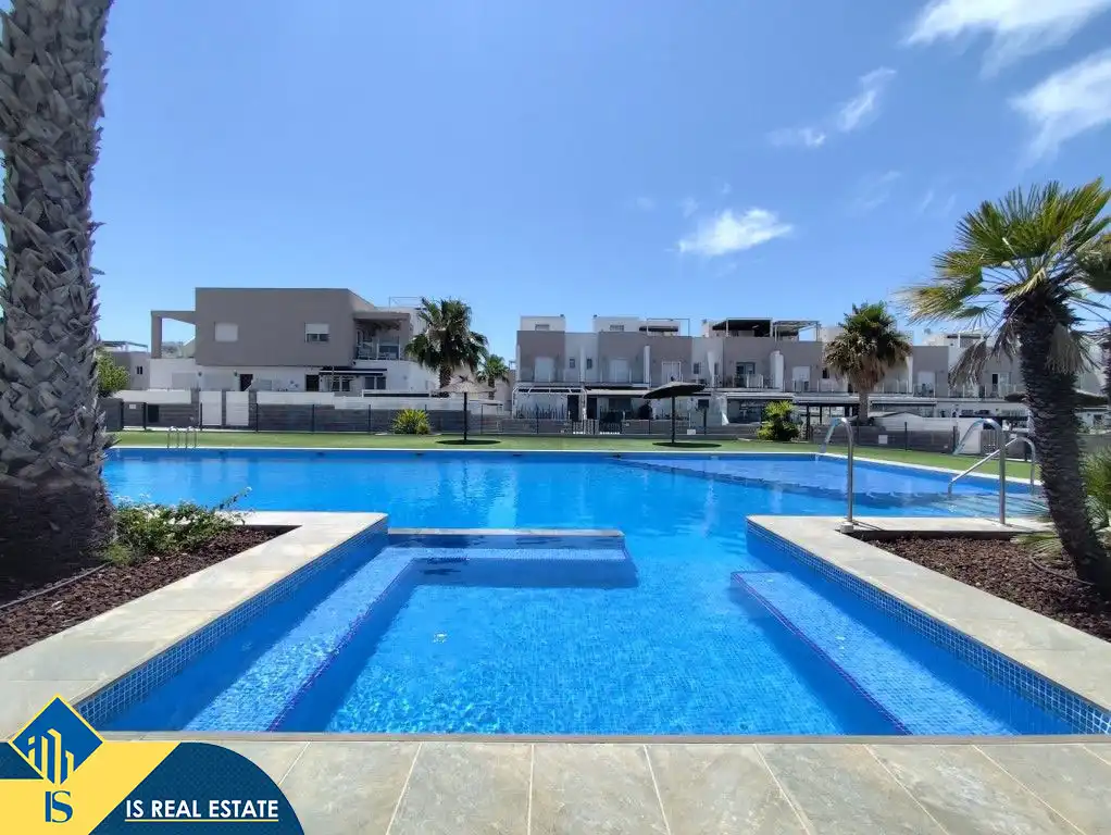 Reihenhaus mit Pool zum Verkauf in Nueva Torrevieja - Aguas Nuevas, imagen 57