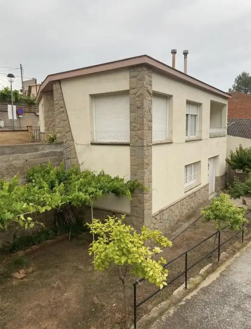 Vista exterior de Casa o xalet en venda en Monistrol de Montserrat amb Aire condicionat