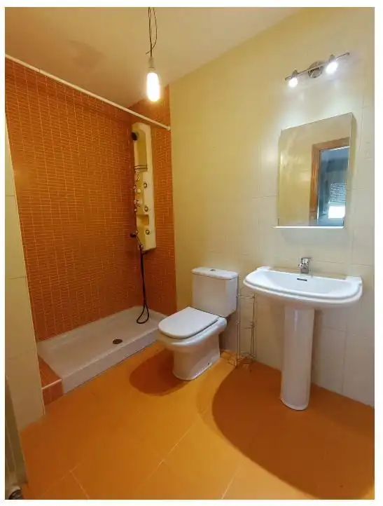 Baño de Casa adosada en venta en Alfajarín con Calefacción