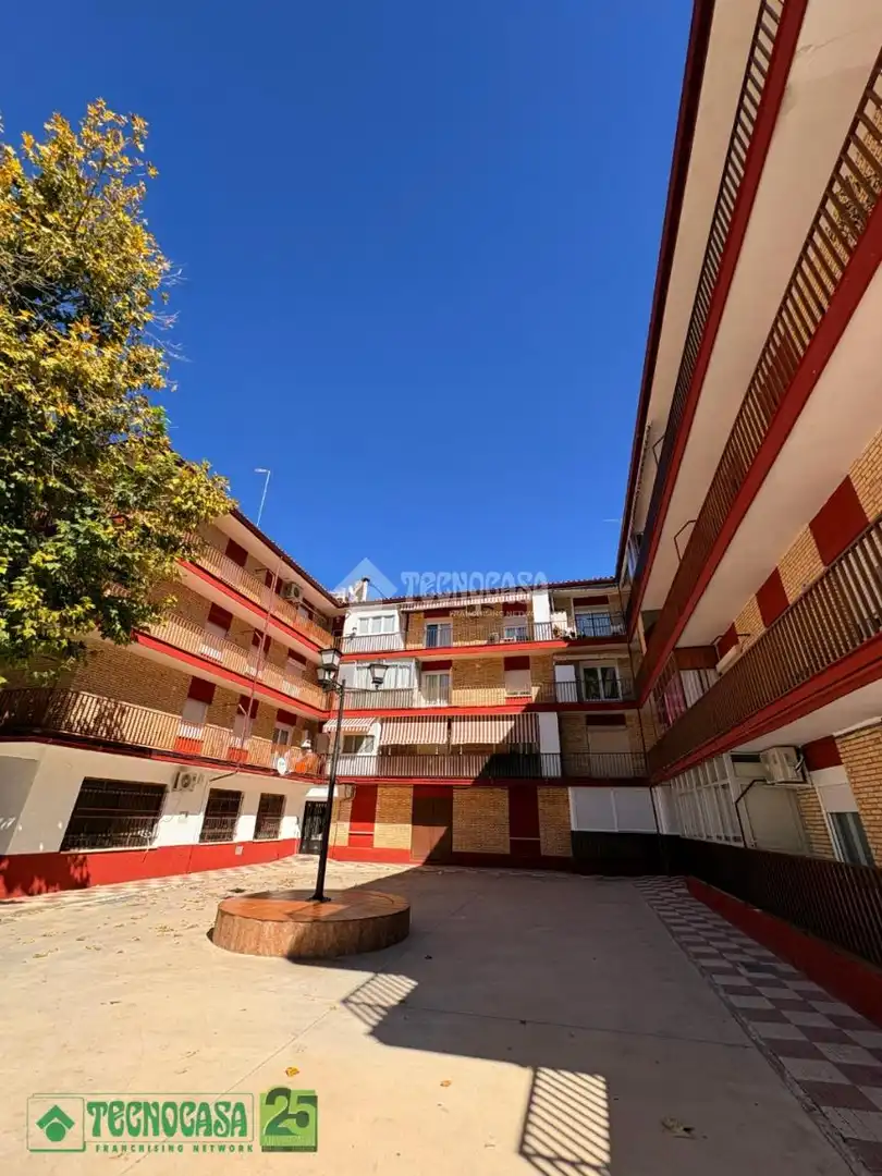 Piso en venta en P.º del Parque