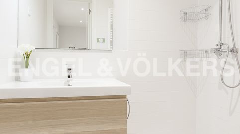 Foto 5 de Apartamento de alquiler en Fernández de Los Ríos, Arapiles, Madrid Capital