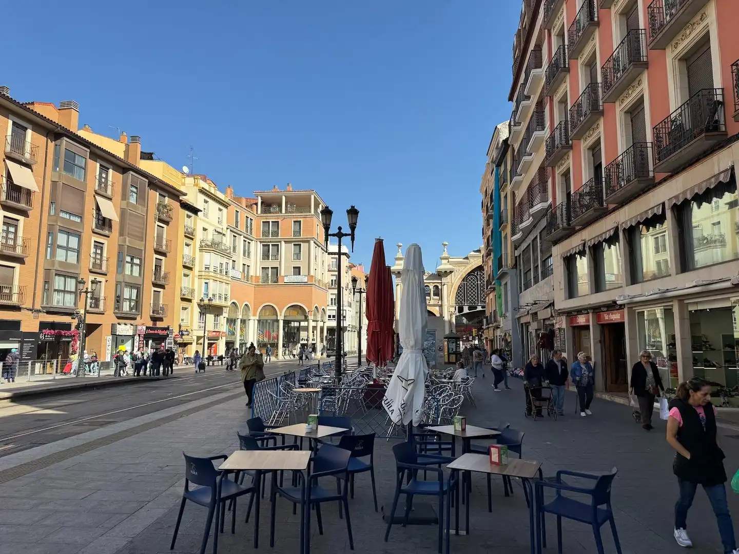 Vista exterior de Ático en venta en Zaragoza con Calefacción, Terraza y Trastero