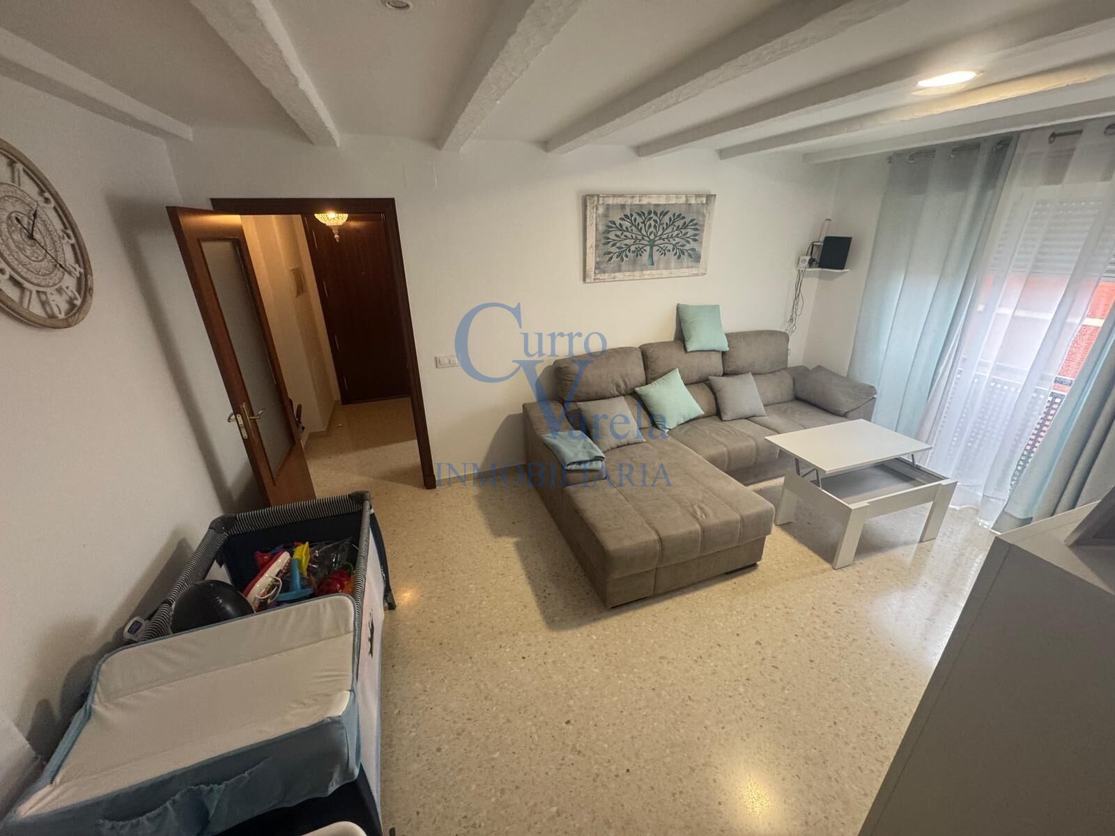 Sala d'estar de Pis en venda en Dos Hermanas amb Aire condicionat, Calefacció i Traster