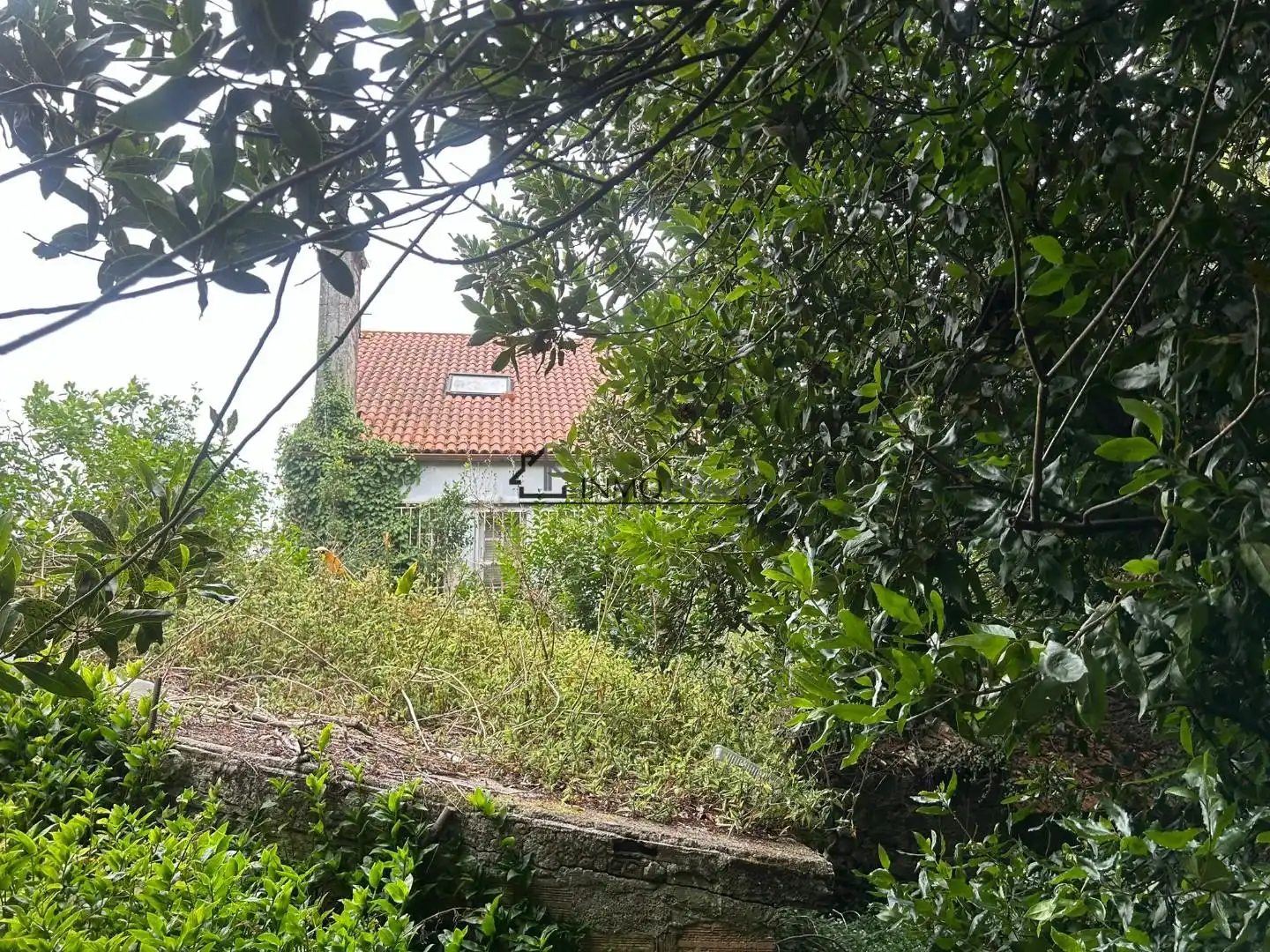 Casa o xalet en venda en Pontevedra Capital  amb Jardí privat